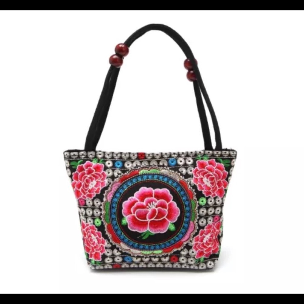 💥SALE💥Embroidered, hand made canvas purse
